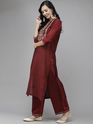 Indo Era Green Embroidred Straight Kurta Trouser With Dupatta Set 3
