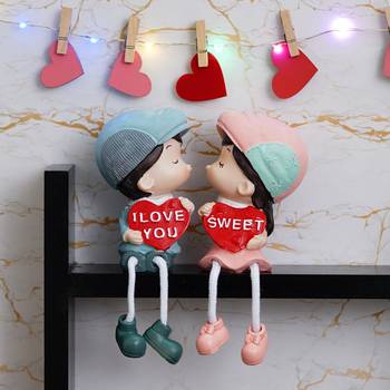 eCraftIndia Colorful Girl & Boy Kissing Figurine 3