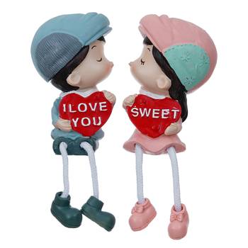 eCraftIndia Colorful Girl & Boy Kissing Figurine 5
