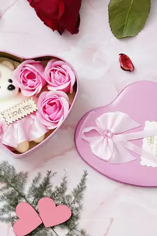 eCraftIndia Purple Heart Shaped Gift Box with 3 Purple Roses Teddy Bear and a Card