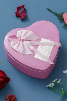 eCraftIndia Purple Heart Shaped Gift Box with 3 Purple Roses Teddy Bear and a Card