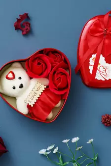 eCraftIndia Red Roses and Teddy Bear Valentine's Heart Shaped Gift Box