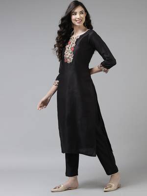 Indo Era Black Embroidered Straight Kurta Trouser With Dupatta Set 3