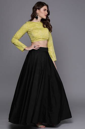EthnoVogue Made To Measure Green N Black Lehenga Set