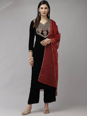 Indo Era Green Embroidered Straight Kurta Palazzo With Dupatta Set 1
