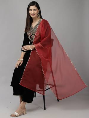 Indo Era Green Embroidered Straight Kurta Palazzo With Dupatta Set 4