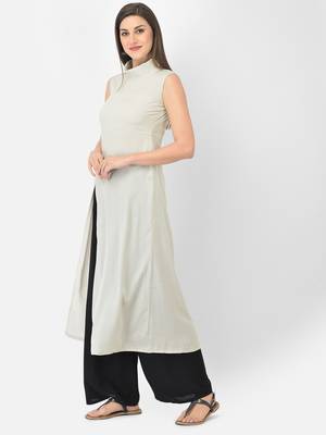 Span Grey Solid A-line Kurta 3