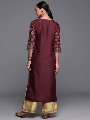 Indo Era Maroon Foil Printed Straight Kurta With Palazzo Set 2