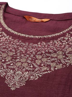 Indo Era Maroon Foil Printed Straight Kurta With Palazzo Set 5