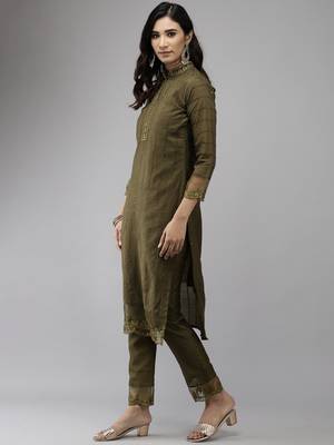 Indo Era Green Embroidered Straight Kurta Trouser With Dupatta Set 3