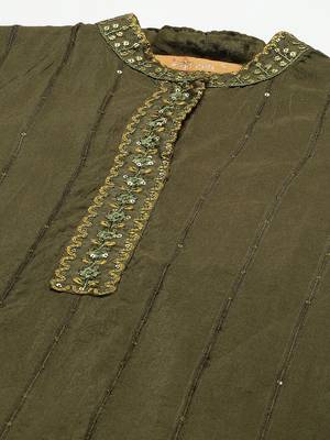 Indo Era Green Embroidered Straight Kurta Trouser With Dupatta Set 5