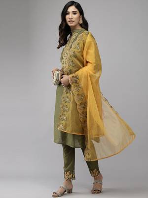 Indo Era Green Embroidered Straight Kurta Trouser With Dupatta Set 4