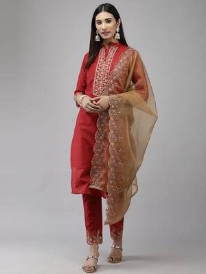 Indo Era Red Embroidered Straight Kurta Trouser With Dupatta Set 1