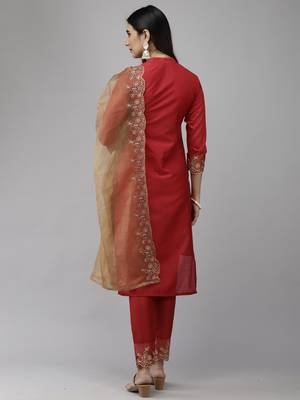 Indo Era Red Embroidered Straight Kurta Trouser With Dupatta Set 2