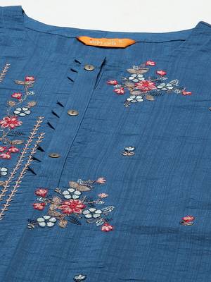 Indo Era Blue Embroidered Straight Kurta Trouser With Dupatta Set 5