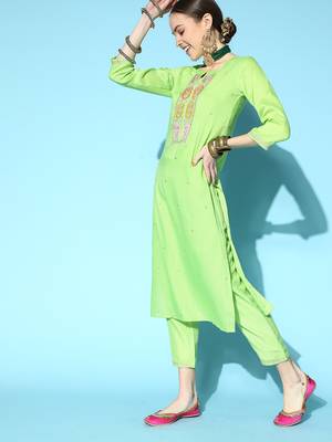 Indo Era Sea Green Embroidered Straight Kurta Trouser With Dupatta Set 3
