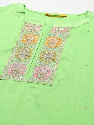 Indo Era Green Embroidered Straight Kurta Trouser With Dupatta Set 5