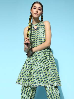 Indo Era Navy Blue Foil Printed A-Line Kurta with Palazzo Set 4