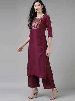 Indo Era Purple Embroidered Straight Kurta Trouser With Dupatta Set 3