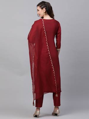 Indo Era Red Solid Straight Kurta Trouser with Dupatta Set 2