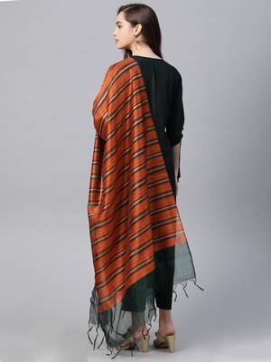 Indo Era Green Solid Kurta Trouser With Ready Made Dupatta Set 2