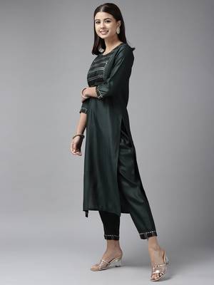 Indo Era Green Solid Straight Kurta Trouser With Dupatta Set 3
