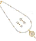 Disha Pearl Pendant Set