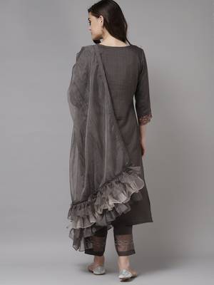 Indo Era Grey Embroidered Straight Kurta Trouser With Dupatta Set 2