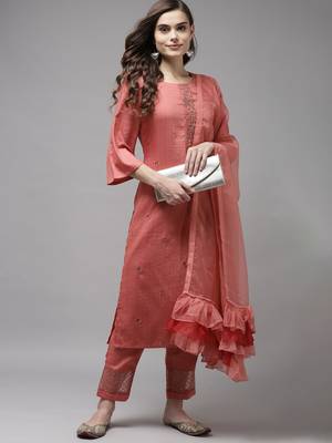 Indo Era Peach Embridered Straight Kurta Trouser With Dupatta Set 4