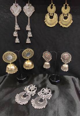 Set Of 5 Earrings 1
