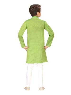 Green embroidered cotton boys-kurta-pyjama 4
