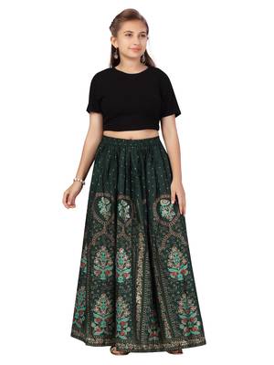 Green printed cotton kids-skirts 1
