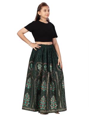Green printed cotton kids-skirts 2