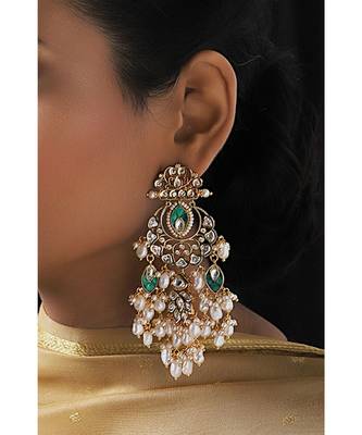 White and Green Takkar Pan Chandiler Jhumka 4