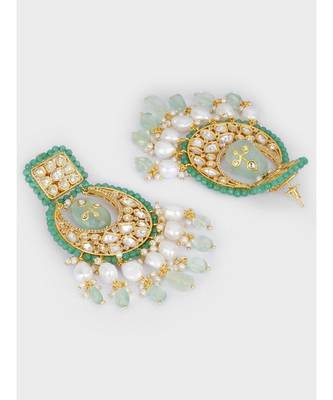 Green and White Mesmerising Chandelier Chandbali 3