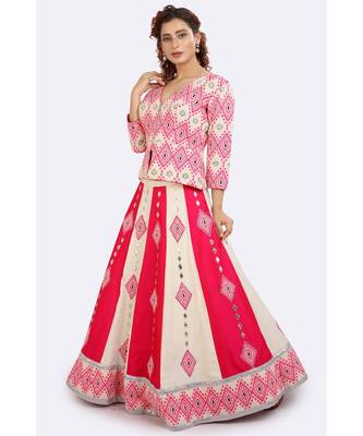 Magenta Lehenga With Patch & Gota Peplum Jacket Of Weaved Fabric With Open Zip 4