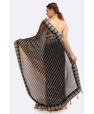 Black Leheriya Saree With Embroidered 4