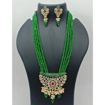 Multicolor necklaces 1