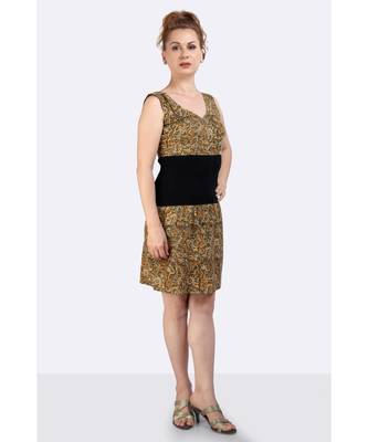 Olive Green Cotton Fabric With  Kalamkari Print On It & Ribbed Waist 6