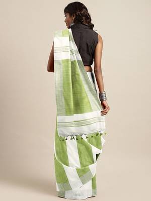 Green woven blended cotton saree with blouse 2