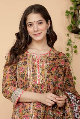 Women's Cotton kurti and SHARARA with Dupatta 2