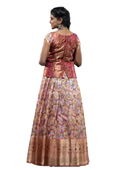 Shivangi Girls Pink Floral Creeper Pattu pavadai