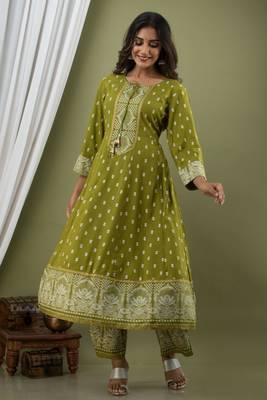 Women's Beautiful Rayon Printed Anarkali Kurta With Plazzo And Dupatta Sets 1