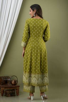 Women's Beautiful Rayon Printed Anarkali Kurta With Plazzo And Dupatta Sets 2