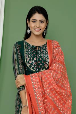 Women's Beautiful Rayon Anarkali Gown  4
