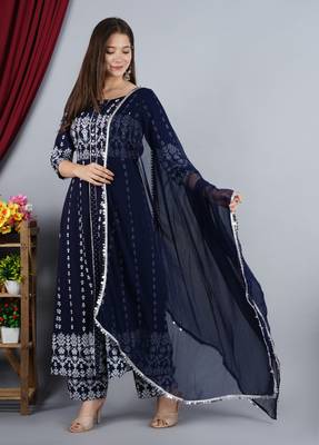 Women's Premium Heavy Rayon  Kurti Pant With Dupatta 3