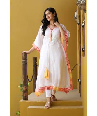 White kota chikankari kaftan with yellow leheriya border 5
