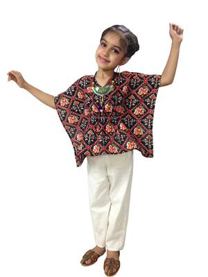 Aglare Kaftan for girls,kaftan set with beautiful neck piece.STITCHED 1