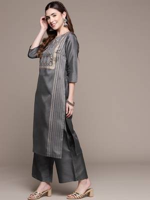 Grey printed art silk kurta sets 2