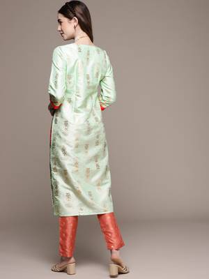 Green printed art silk kurta sets 3